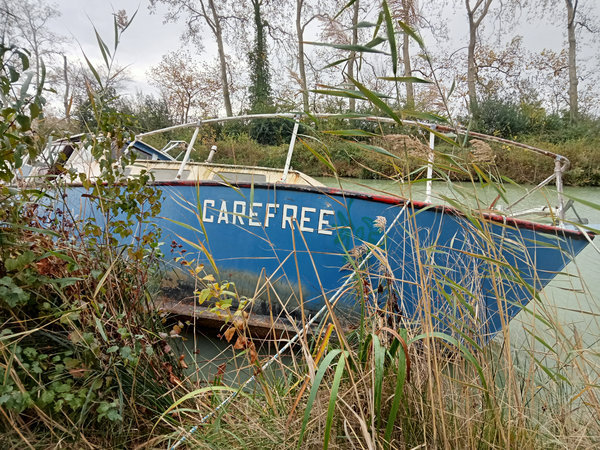J4-7_BarqueEchouee_600px_©MLuye